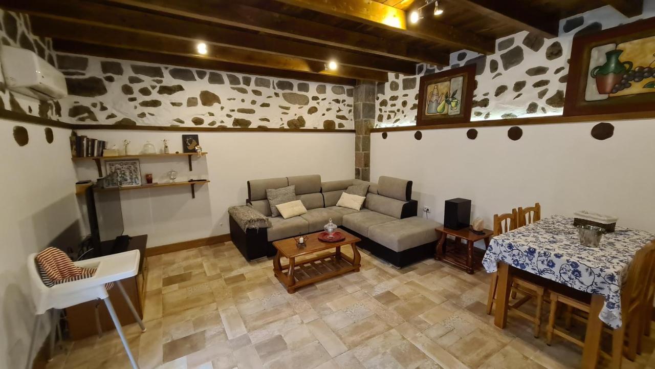 Cho Almeida Vega de San Mateo Exterior foto